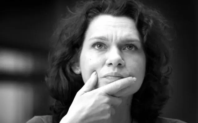Free Asli Erdogan